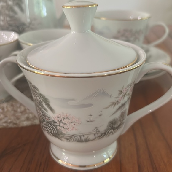 Vintage Sansui 8000 by SEIZAN Tea Set. - Picture 2 of 2